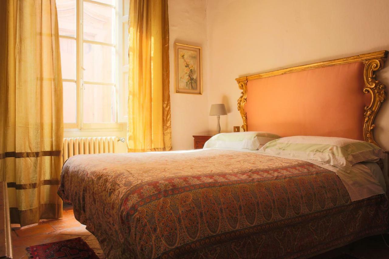 B&B Palazzo Malaspina Piacenza Bagian luar foto